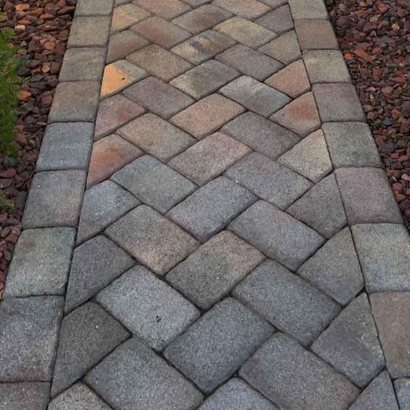 Pavers vs Concrete Choosing the right material for your next project